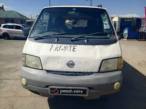 Nissan Vanette 2005 White