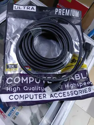 This 10m Displayport to Displayport Cable
