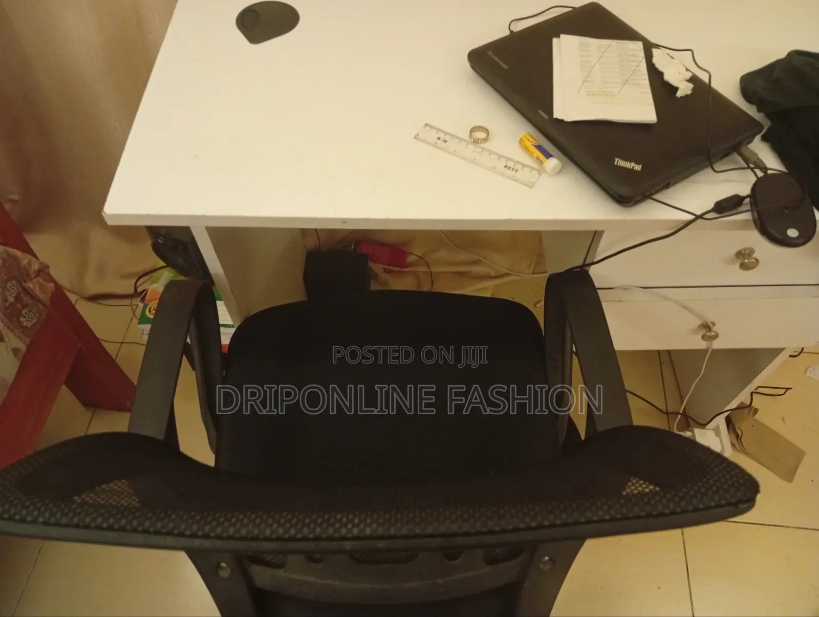 Office Chair+ Table