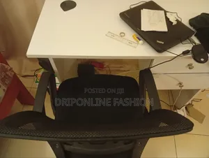 Office Chair+ Table