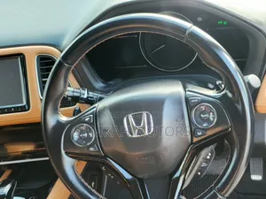 Honda Vezel 2020 Black