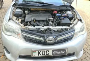 Toyota Corolla Fielder 2015 Silver