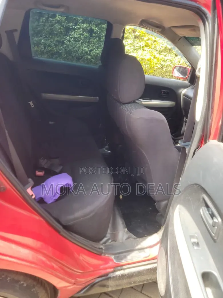Toyota IST 2003 Red