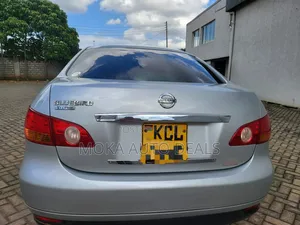 Nissan Sylphy 2010 Silver