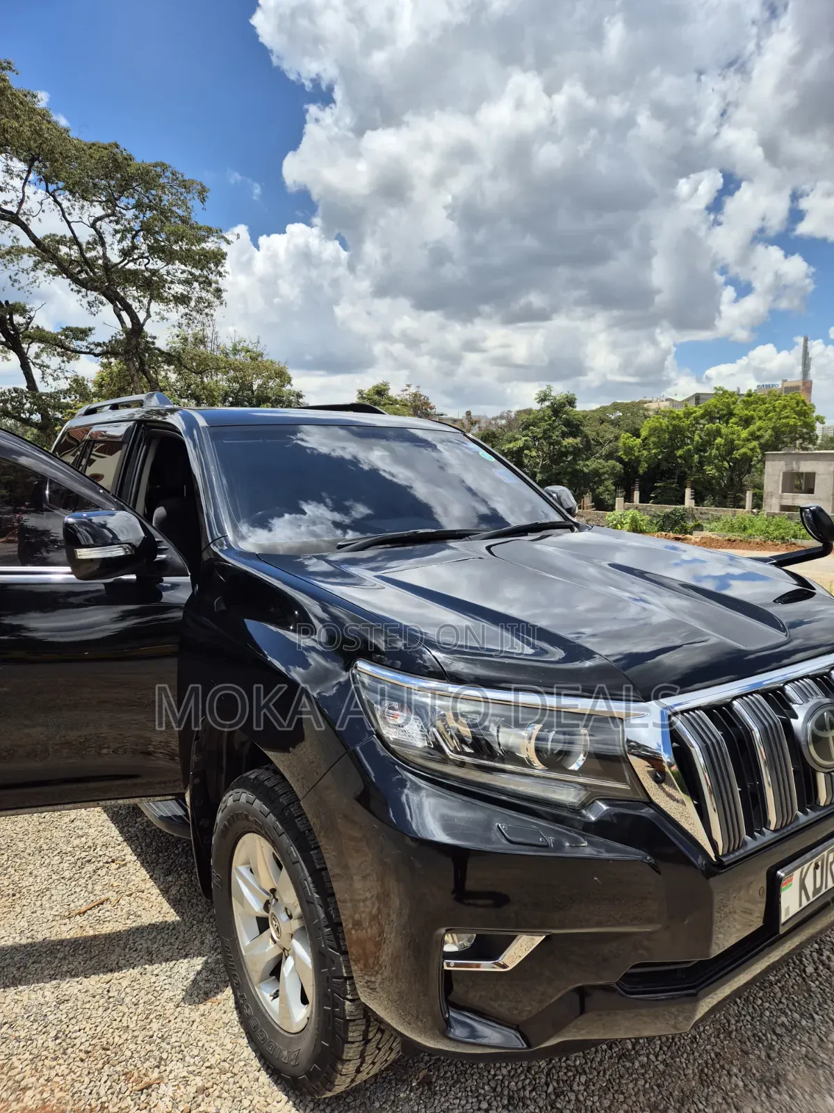 Toyota Land Cruiser Prado 2017 Black