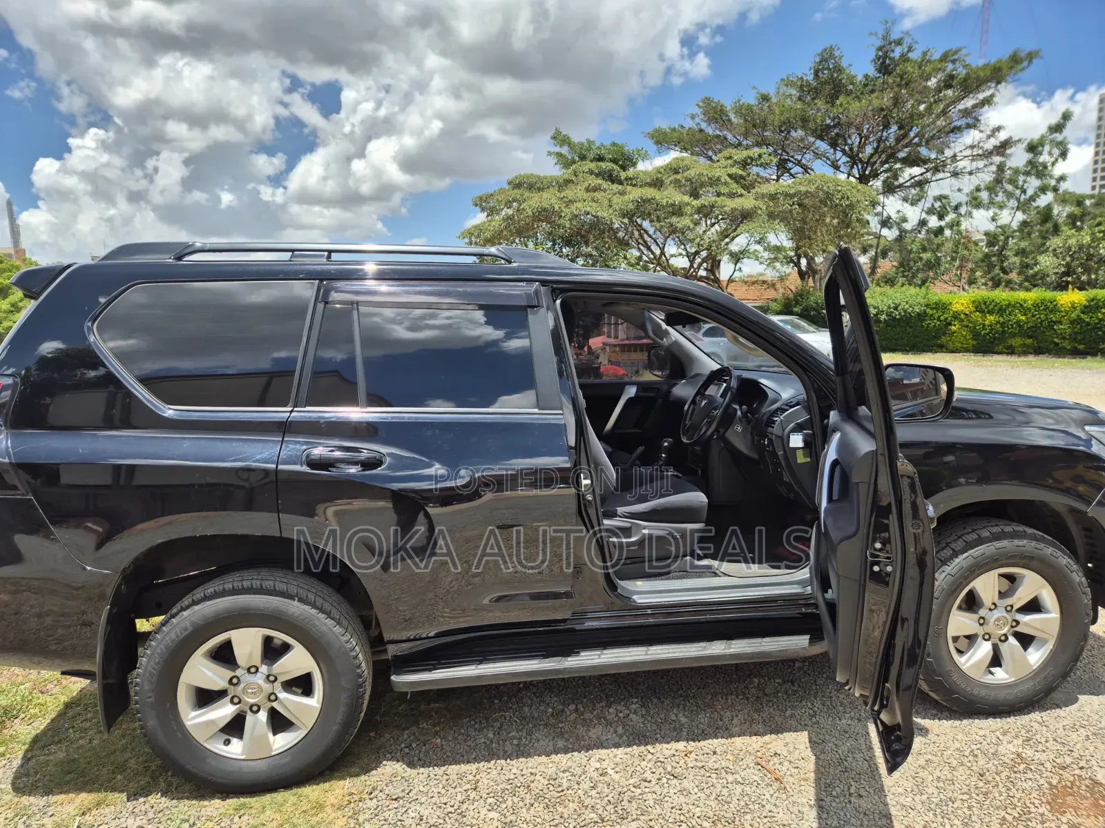 Toyota Land Cruiser Prado 2017 Black