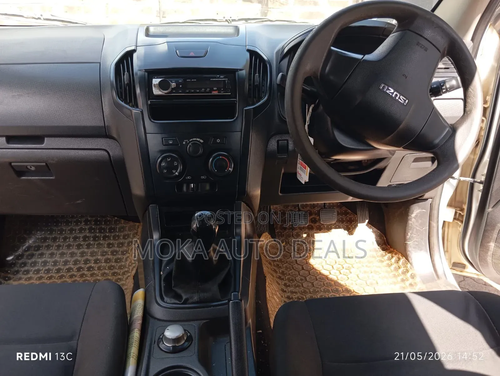 Isuzu D-MAX 2015 White