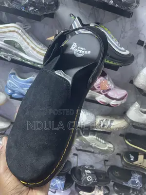 Dr Martens Zebzag Mules