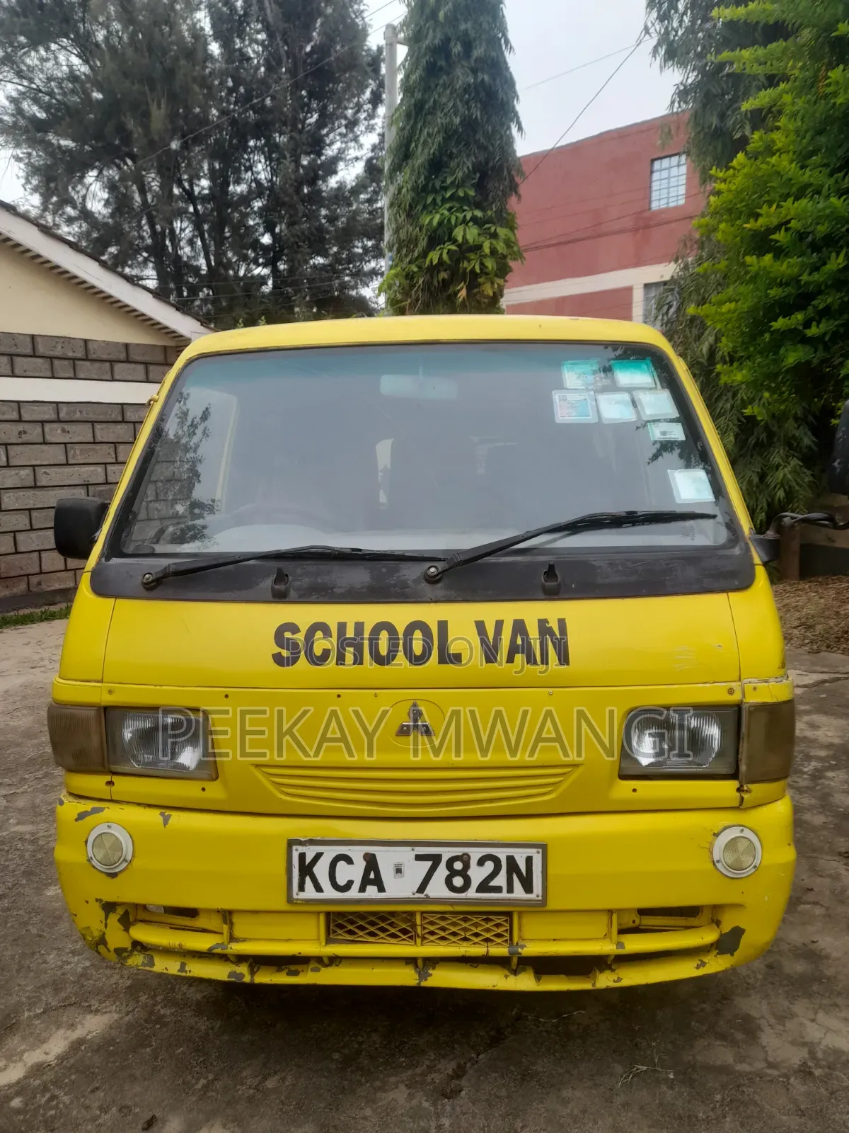 Mitsubishi Delica 2007 Yellow