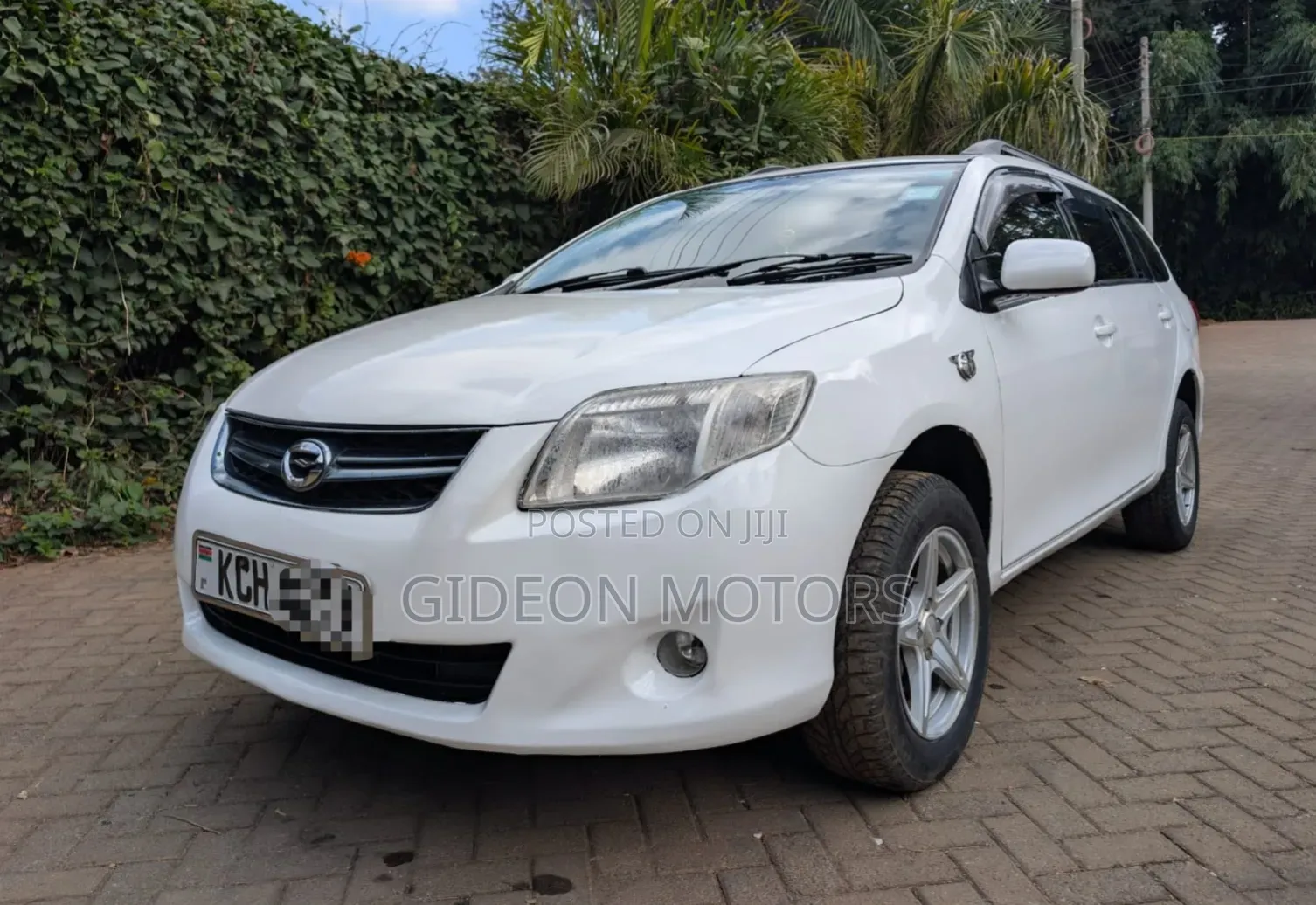 Toyota Corolla Fielder 2009 White