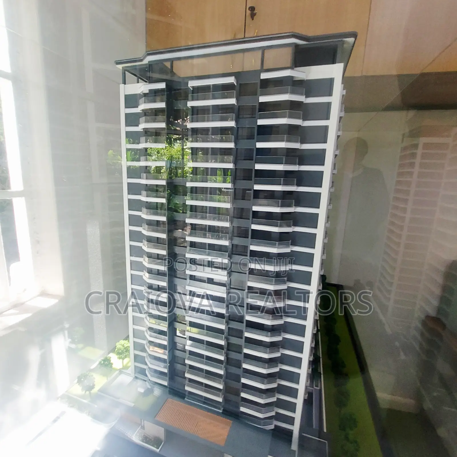 4bdrm Apartment in Raphta Road Area for sale