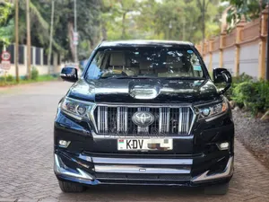Toyota Land Cruiser Prado 2018 Black