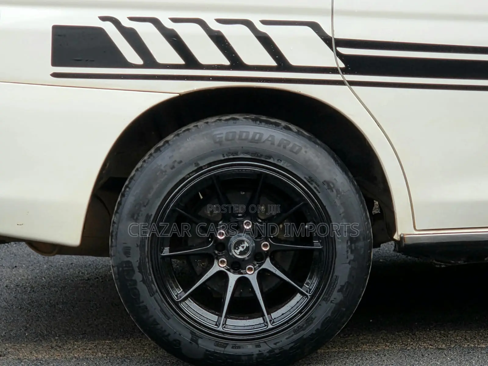Toyota Gaia 2000 White