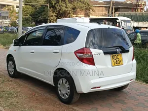 Honda Fit 2014 Pearl