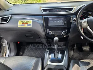 Nissan X-Trail 2015 Silver