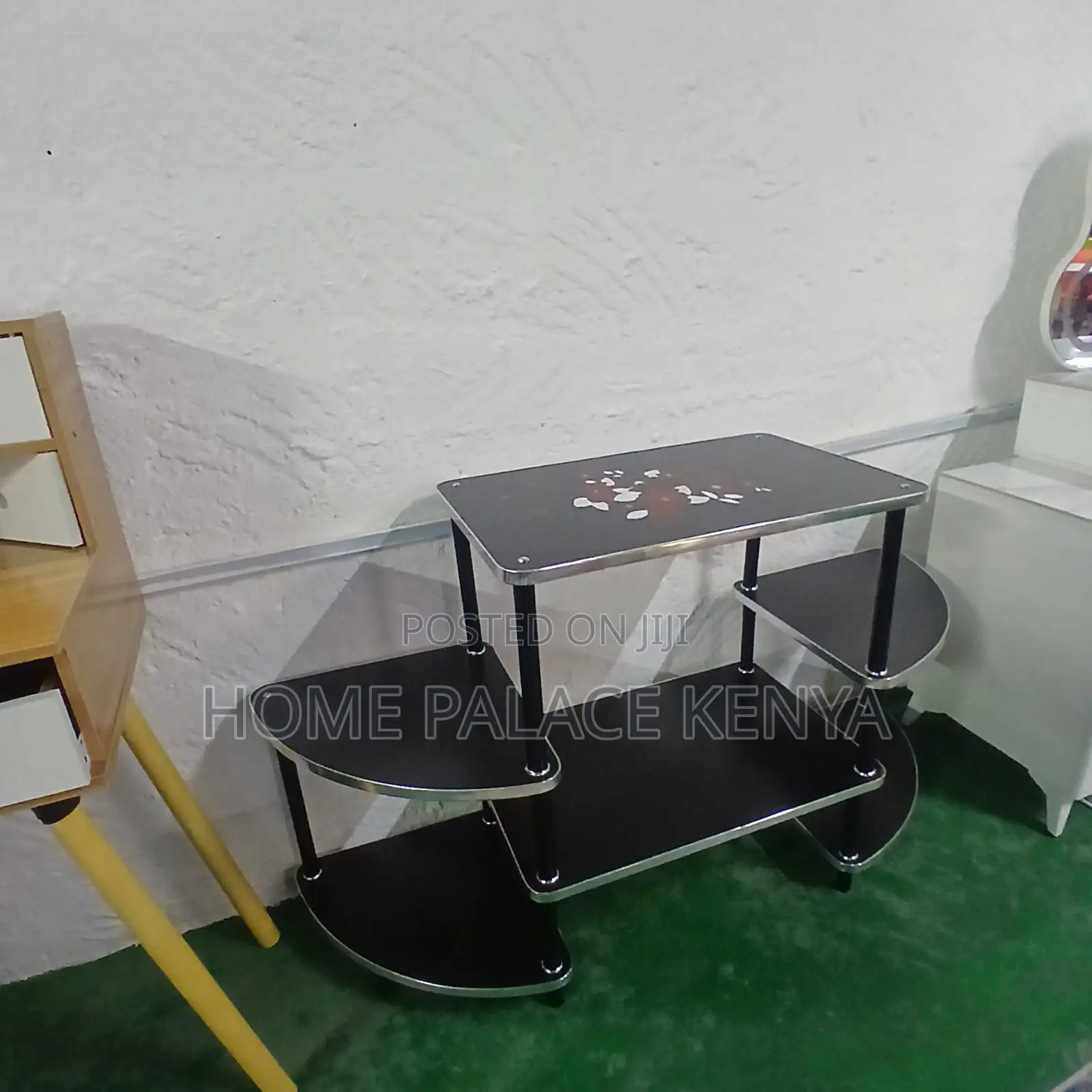 Tv Stand: Flowered MDF Matte Finish Tv Placement Stand