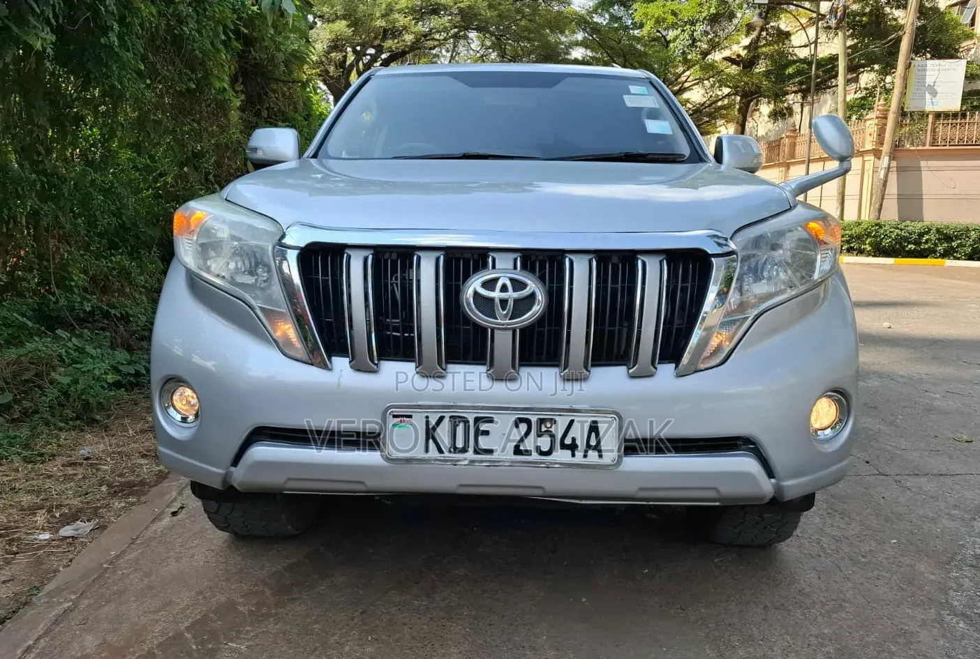 Toyota Land Cruiser Prado 2015 Silver