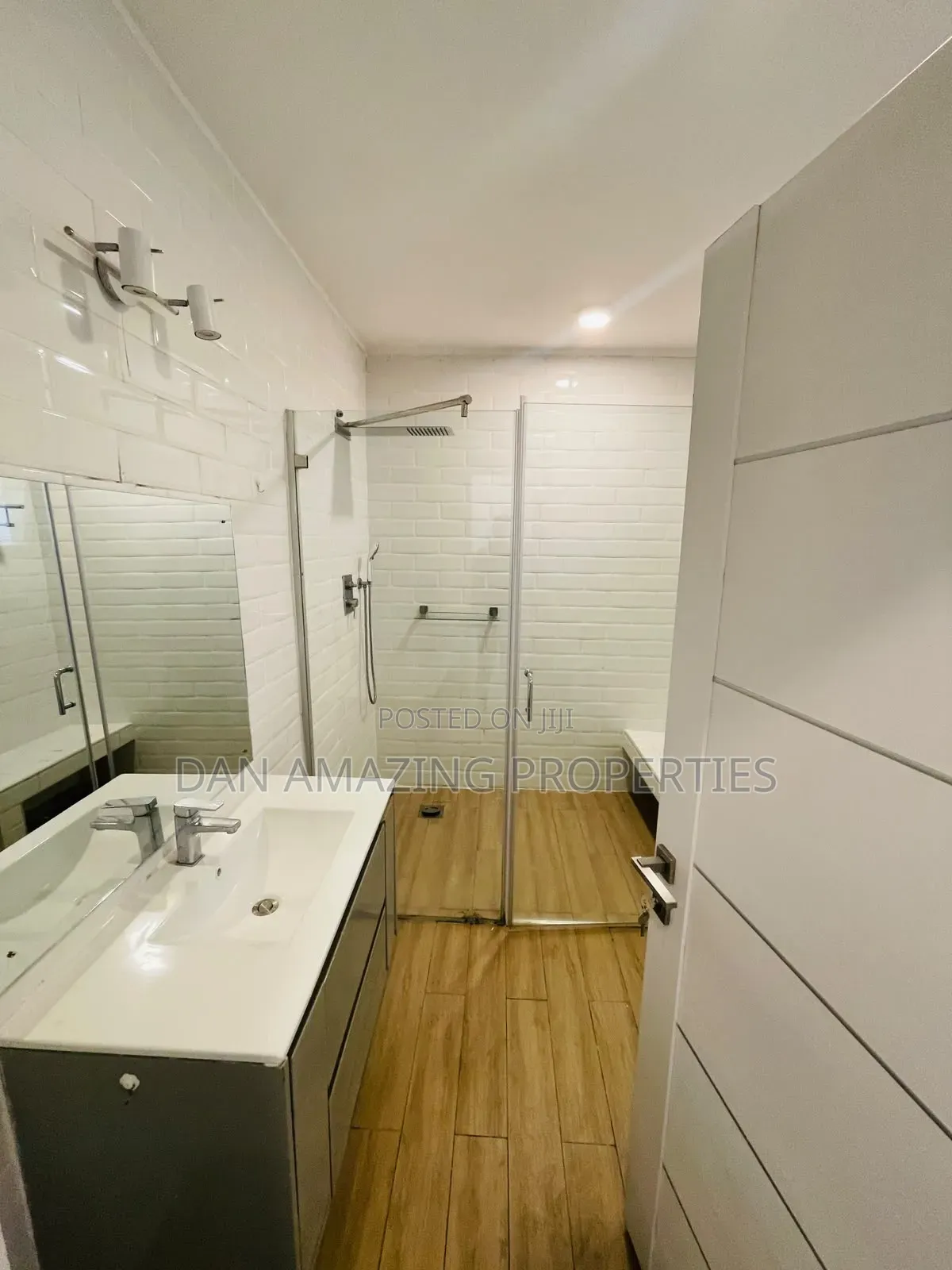 2bdrm Apartment in Riara Road, Valley Arcade for rent