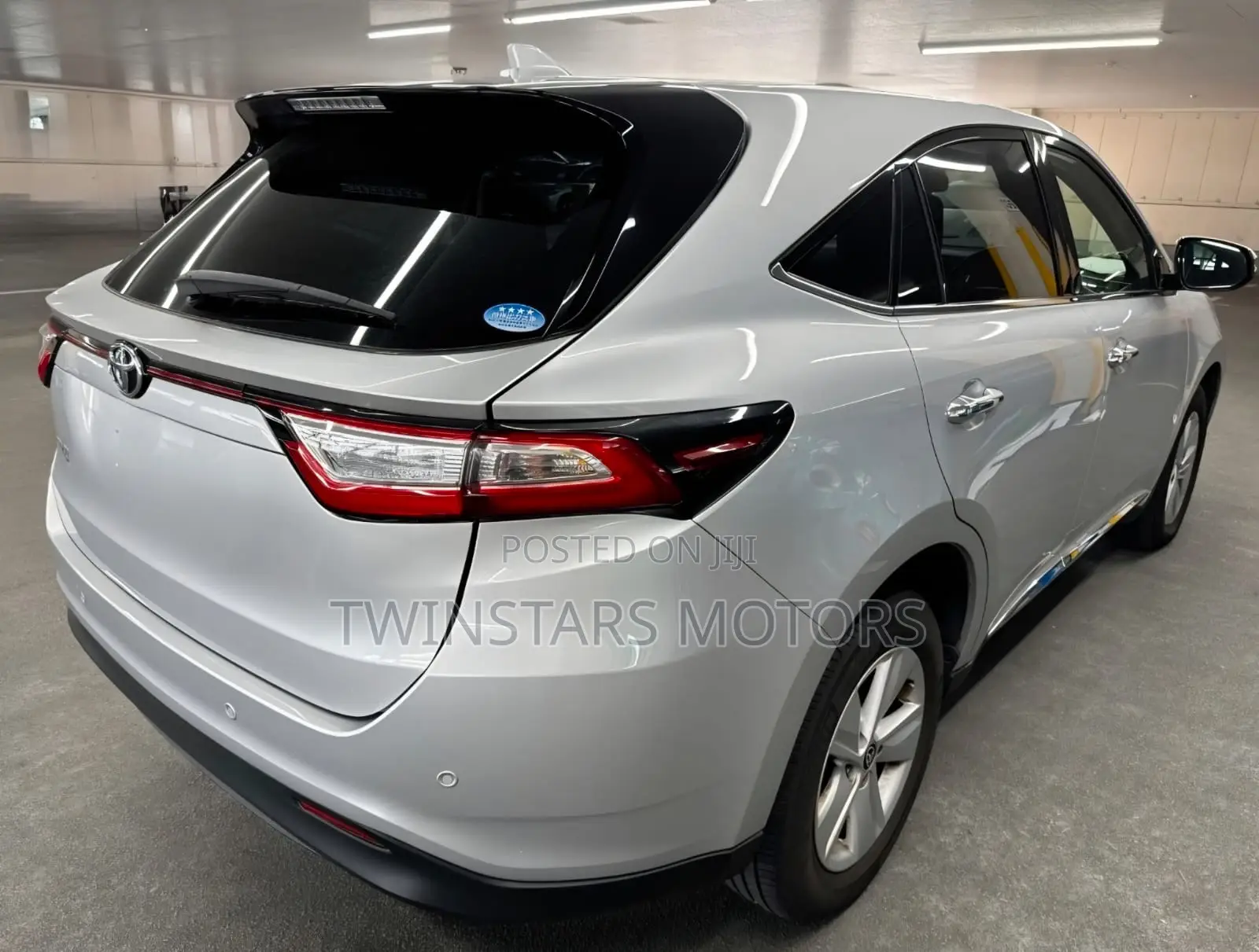 Toyota Harrier 2.0 2019 Silver