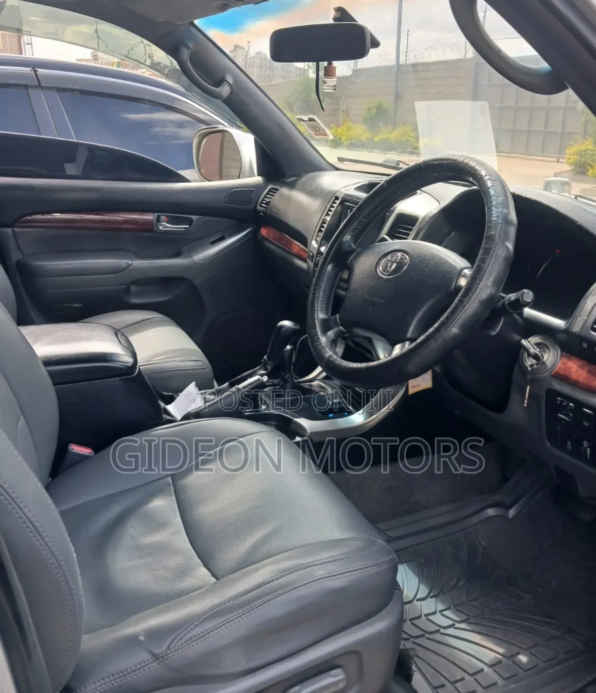 Toyota Land Cruiser Prado 2005 Silver