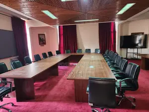 Office Boardroom Tble : Executive U-Shaped Conference Table – 6 Meters