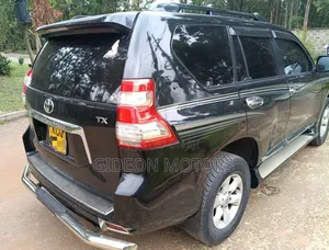 Toyota Land Cruiser Prado 2011 Black