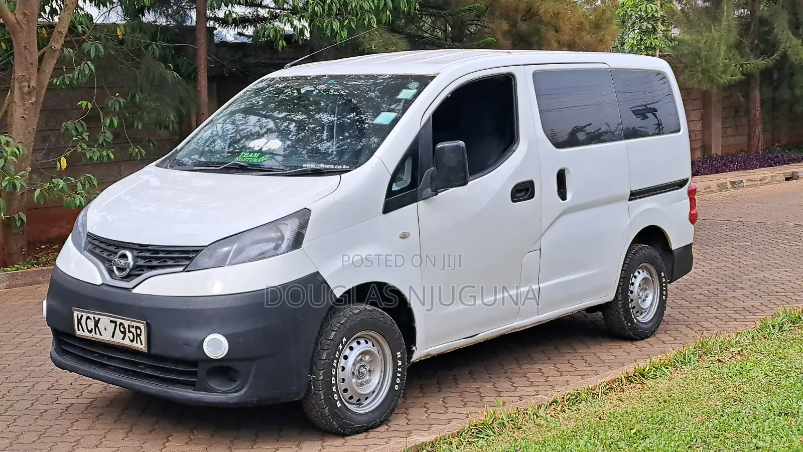 Nissan NV200 2010 White