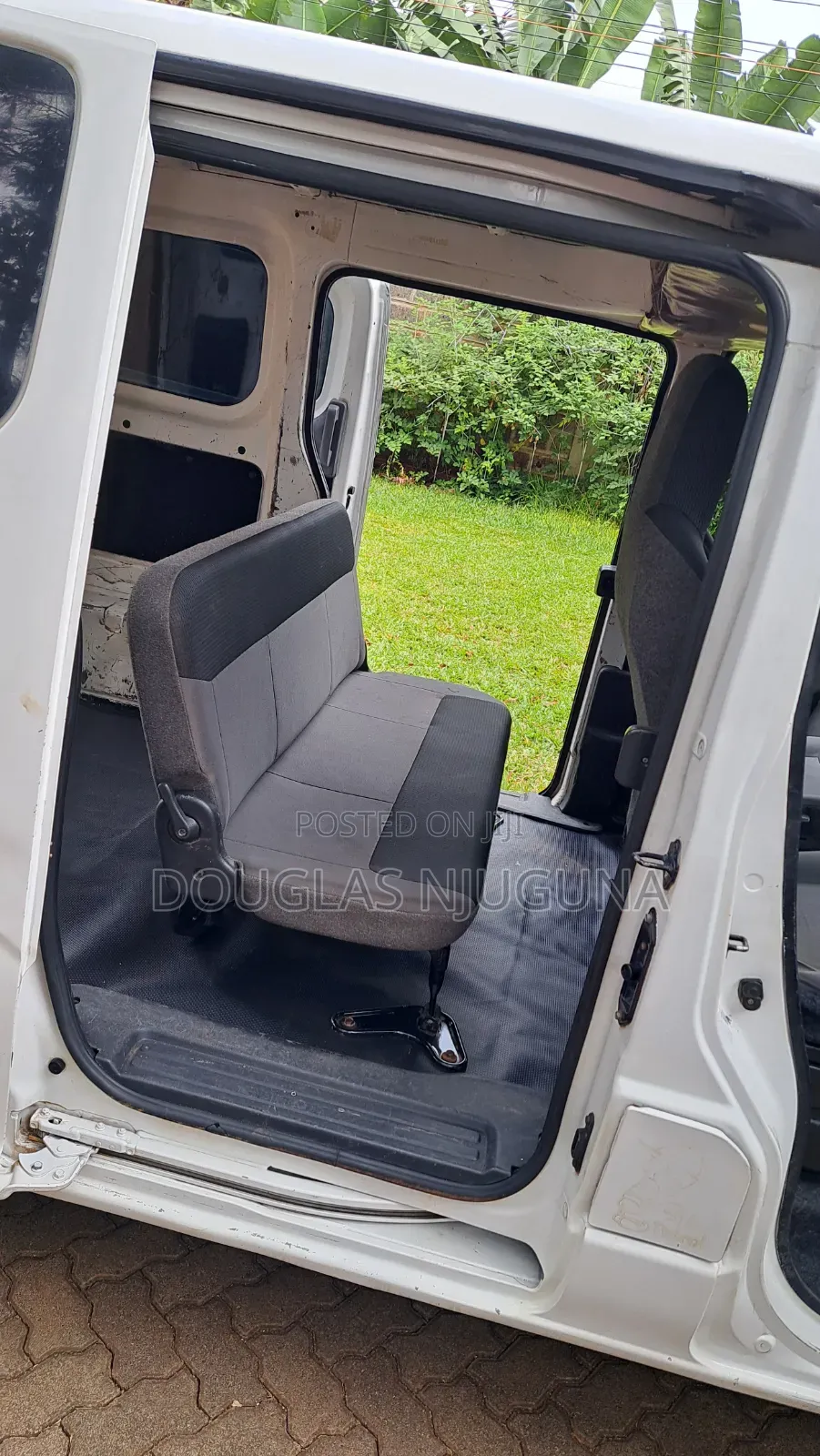 Nissan NV200 2010 White