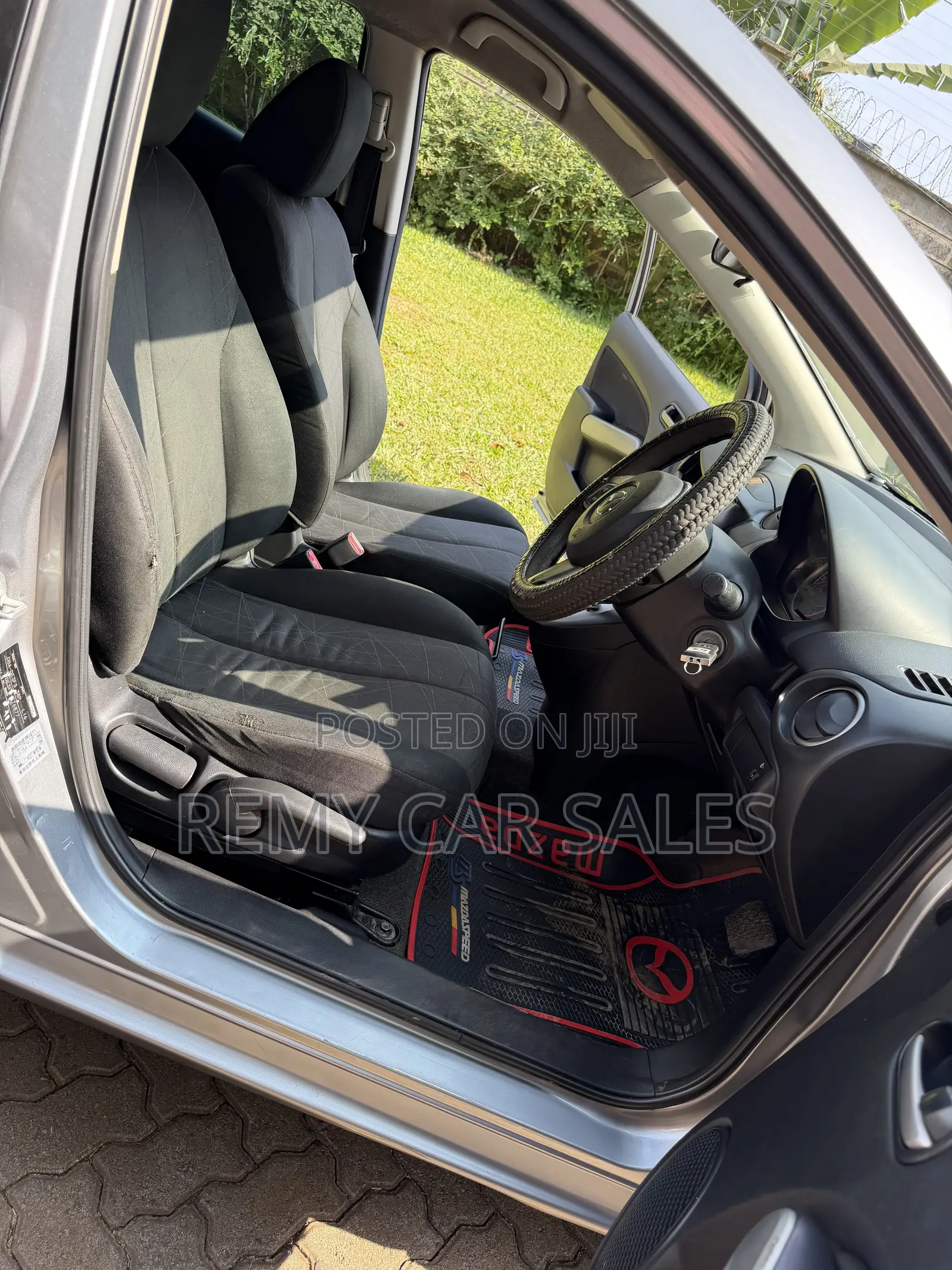 Mazda Demio 2015 Gray