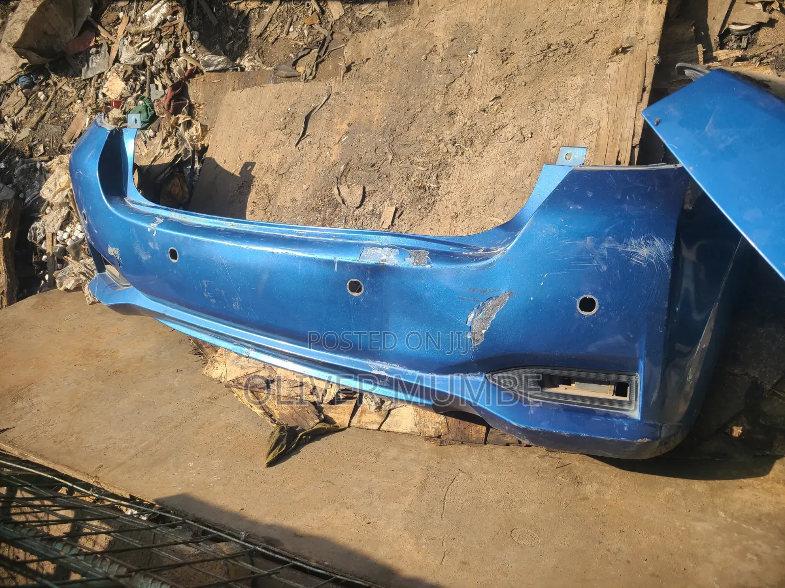 Boot Bumper. Nisaan Note E-Power