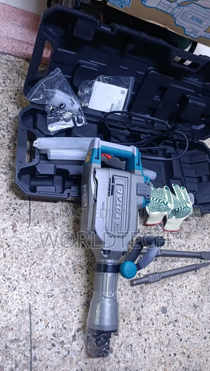Total 1700w Demolition Breaker