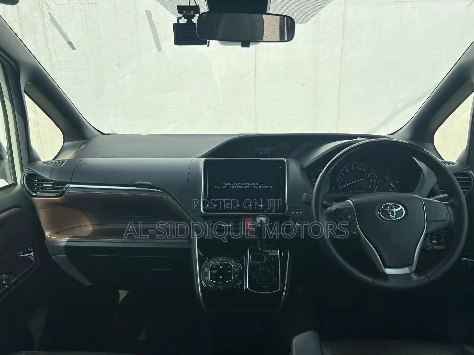 Toyota Esquire 2019 White