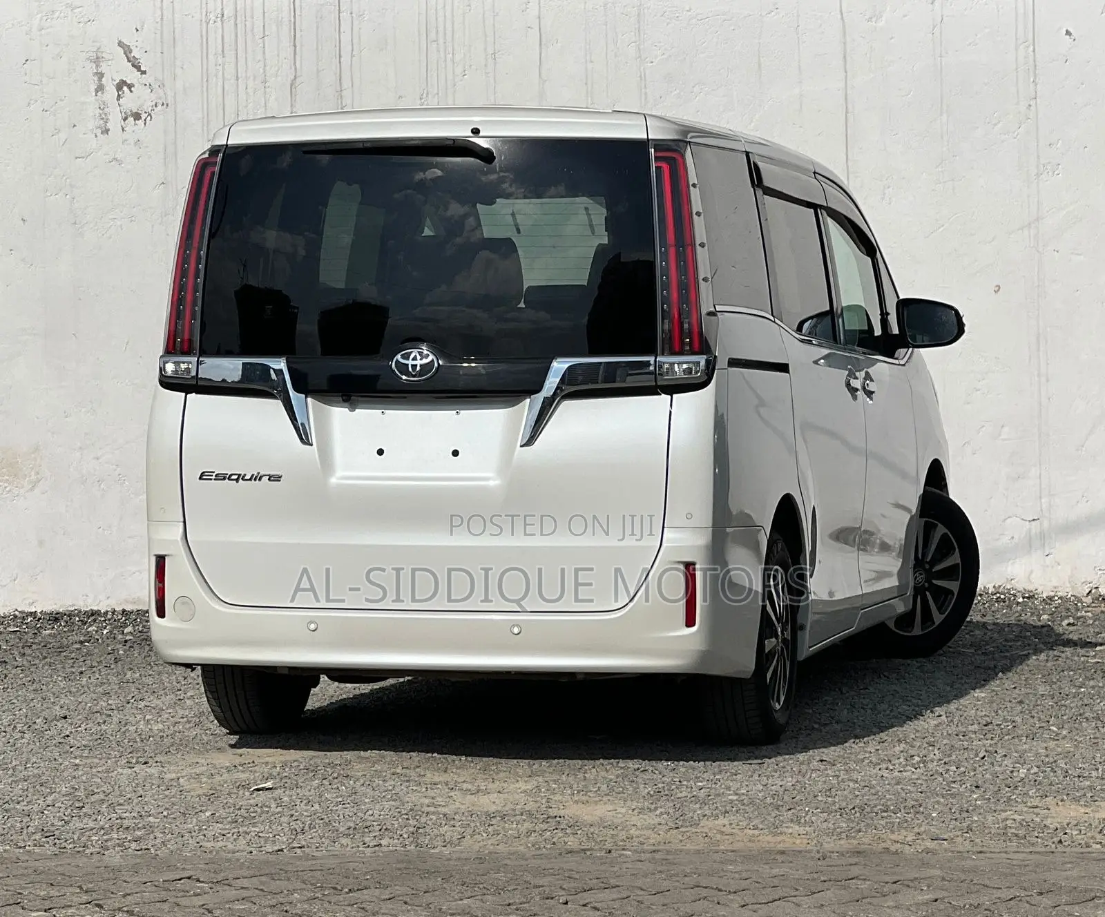 Toyota Esquire 2019 White