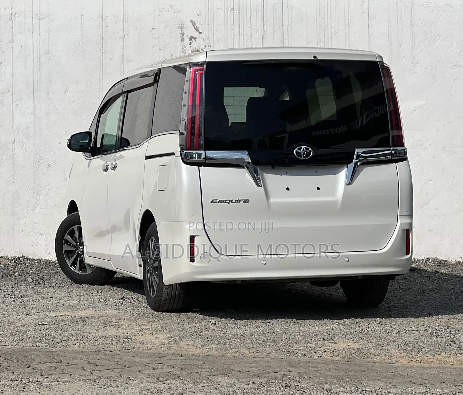 Toyota Esquire 2019 White