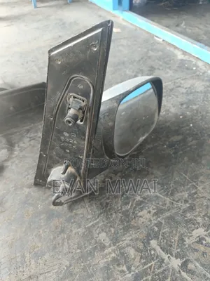 Toyota Ractis Only Right Side Mirror Available