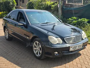 Mercedes-Benz C180 2004 Silver