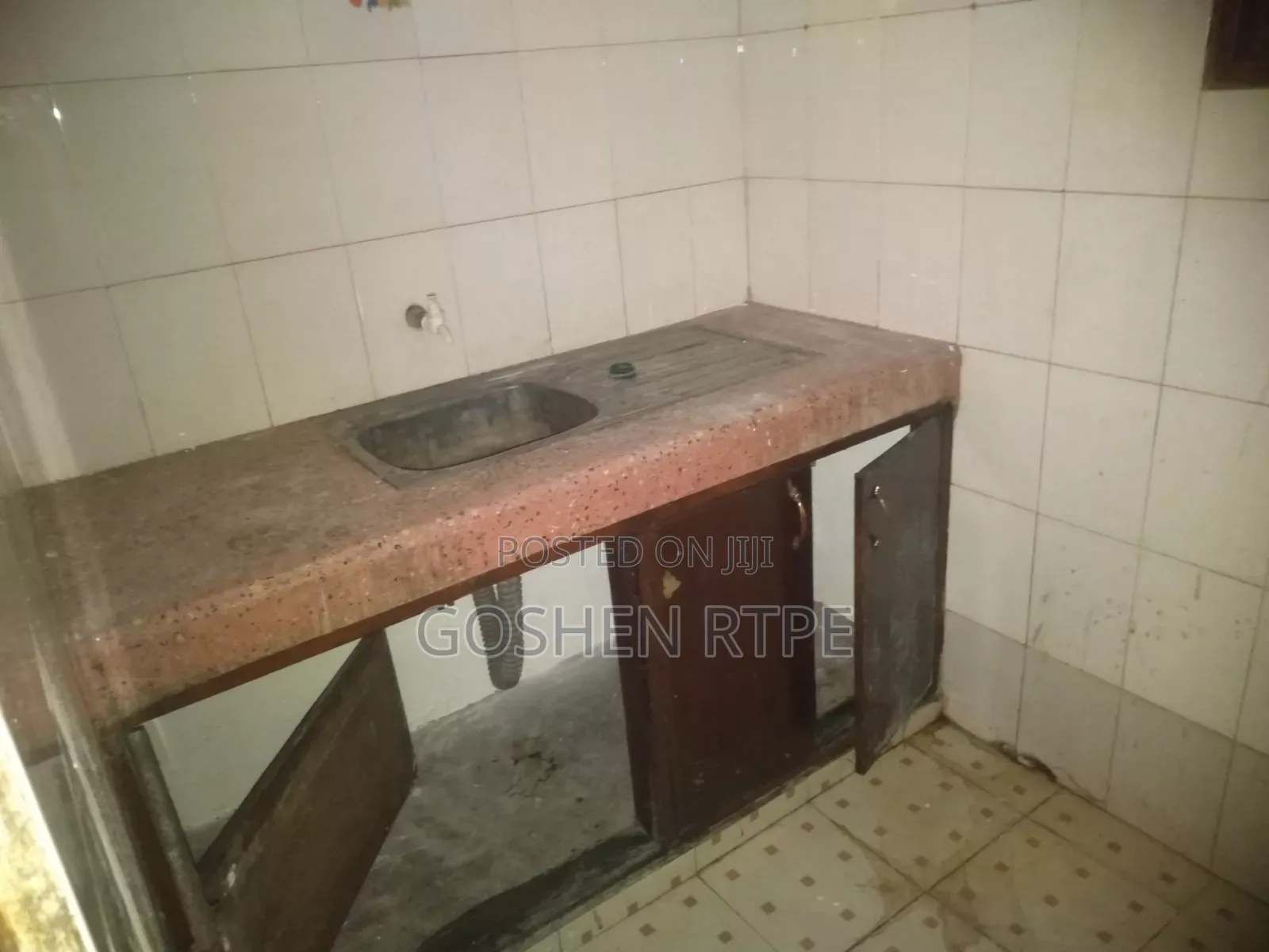 2bdrm Apartment in Mvita - Majengo for rent