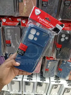 Blue Magnetic Shockproof Case With Built-in Magnets for Magsafe