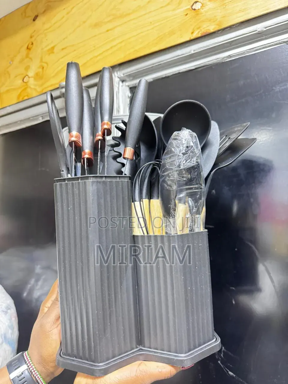 *New 19 Pc Silicon Spoons