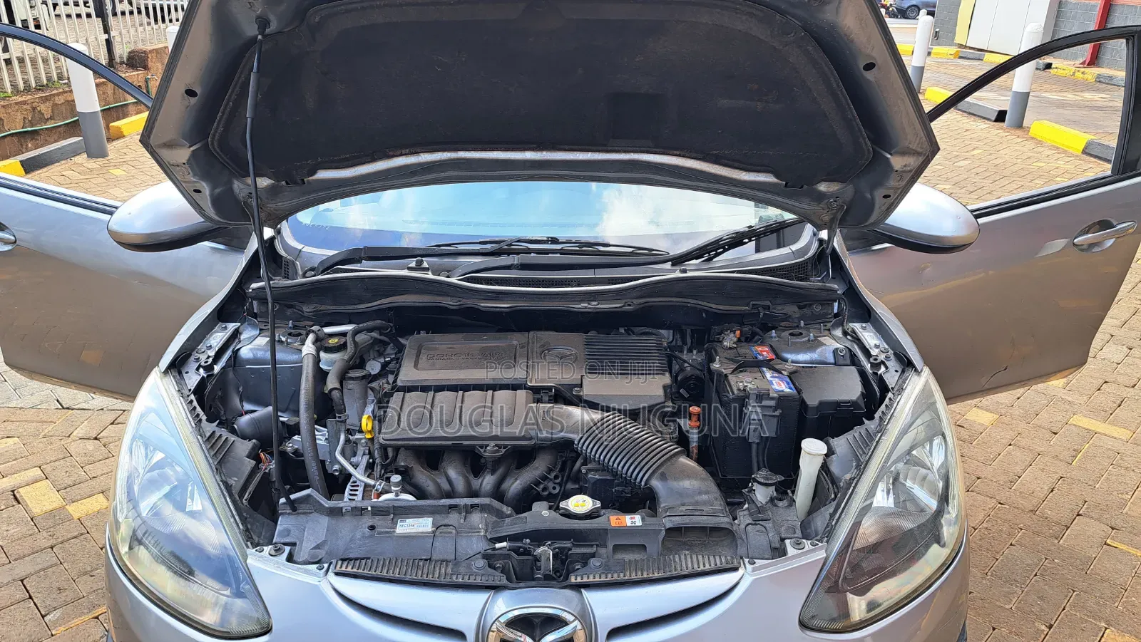 Mazda Demio 2014 Gray