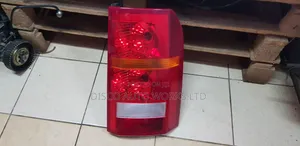 Land Rover Discovery 3 Tail Lights