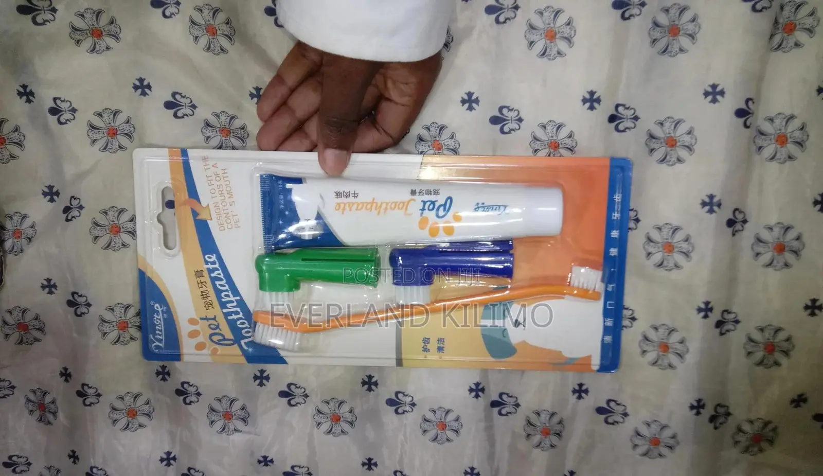 Pet Toothpaste and Toothbrush Set Teeth for Dogs and Cat