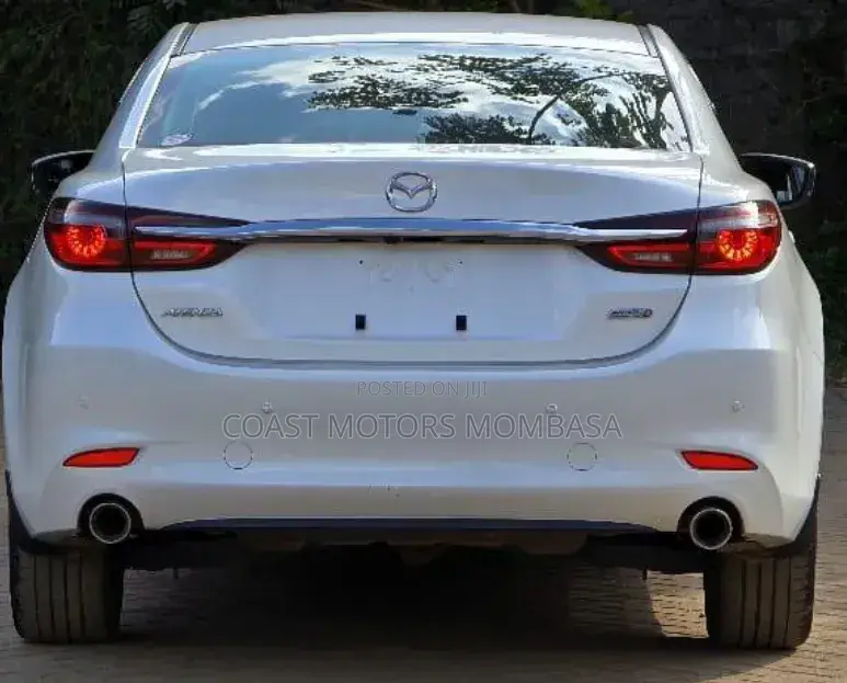Mazda Atenza 2019 White