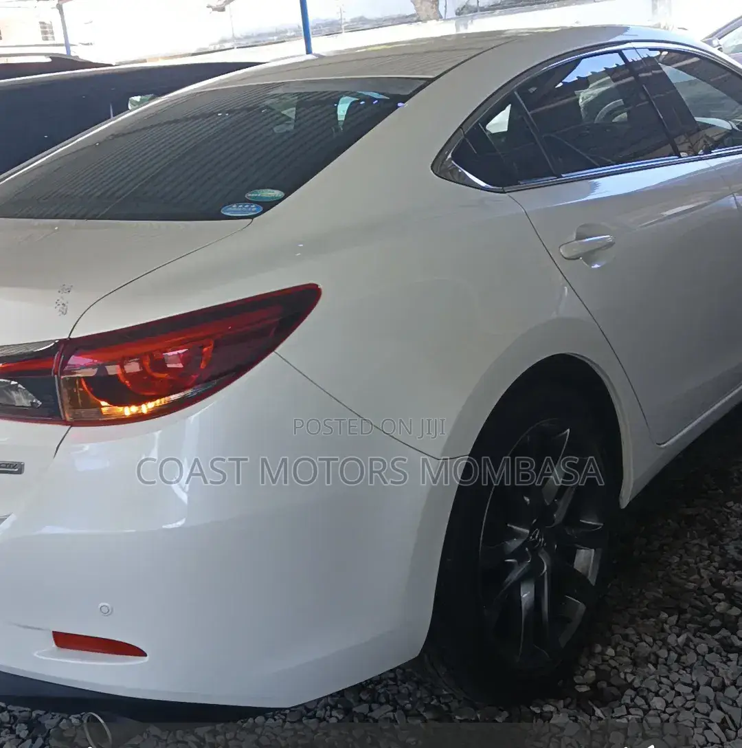 Mazda Atenza 2019 White
