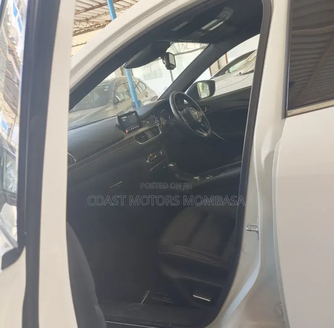 Mazda Atenza 2019 White