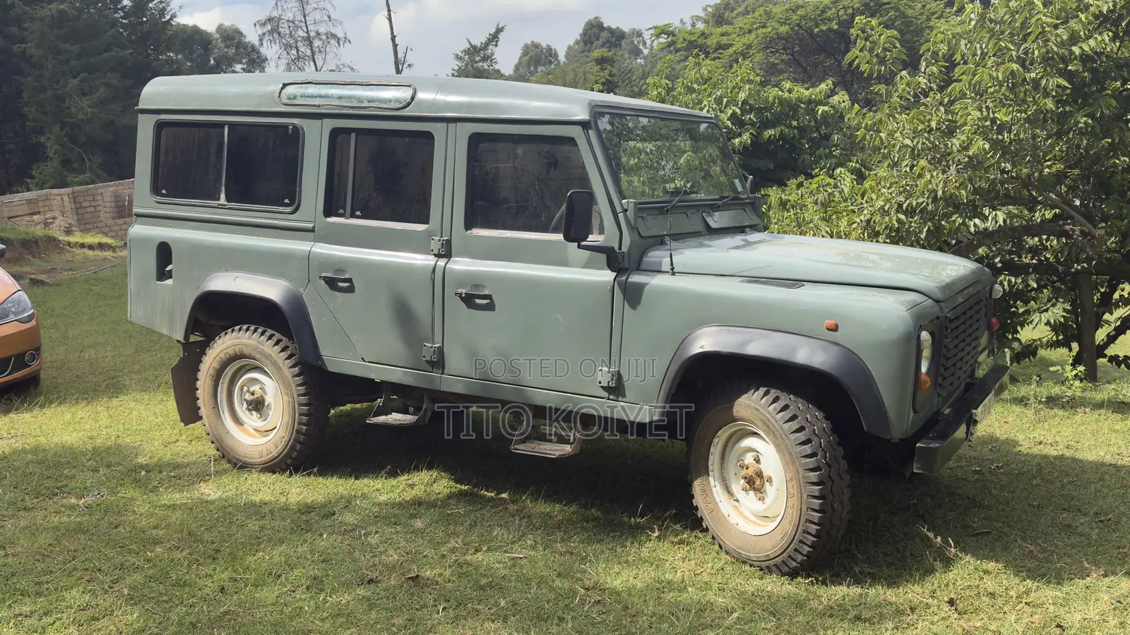 Land Rover Defender 1997 Green