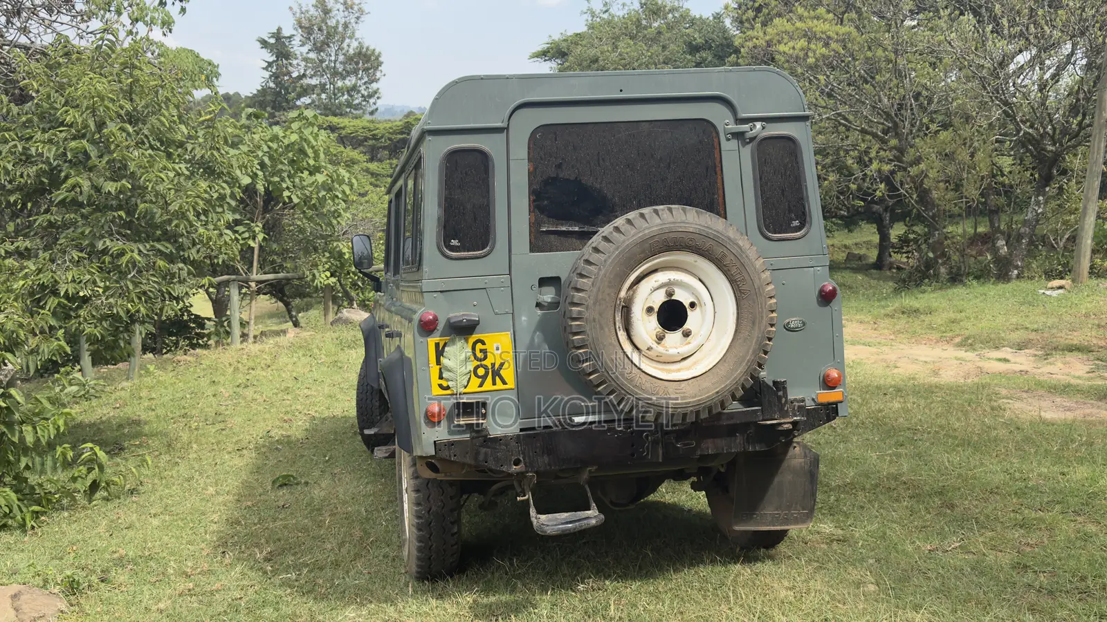Land Rover Defender 1997 Green