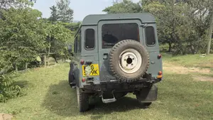 Land Rover Defender 1997 Green