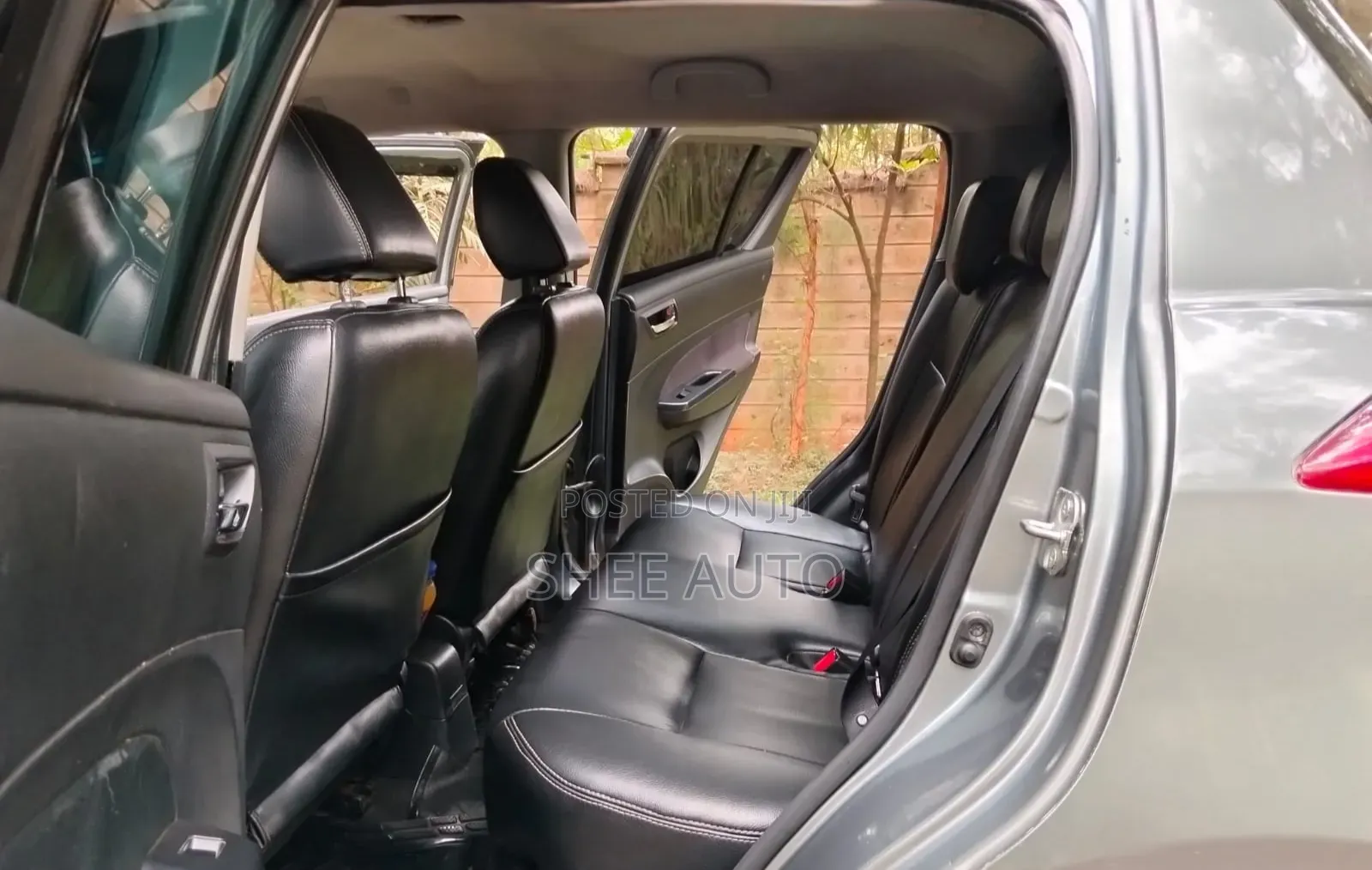 Suzuki Swift 2015 Gray