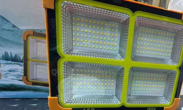 150w Solar Floodlight, Four-quadrant Led Panel Design For Bright - thumbnail 2